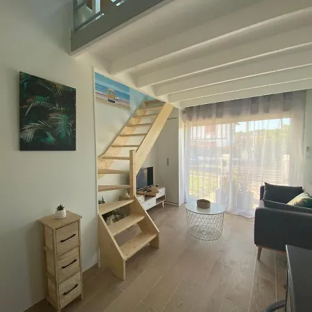 Superbe appartement climatisé avec jardin entre mer et montagne Anglet Exterior foto